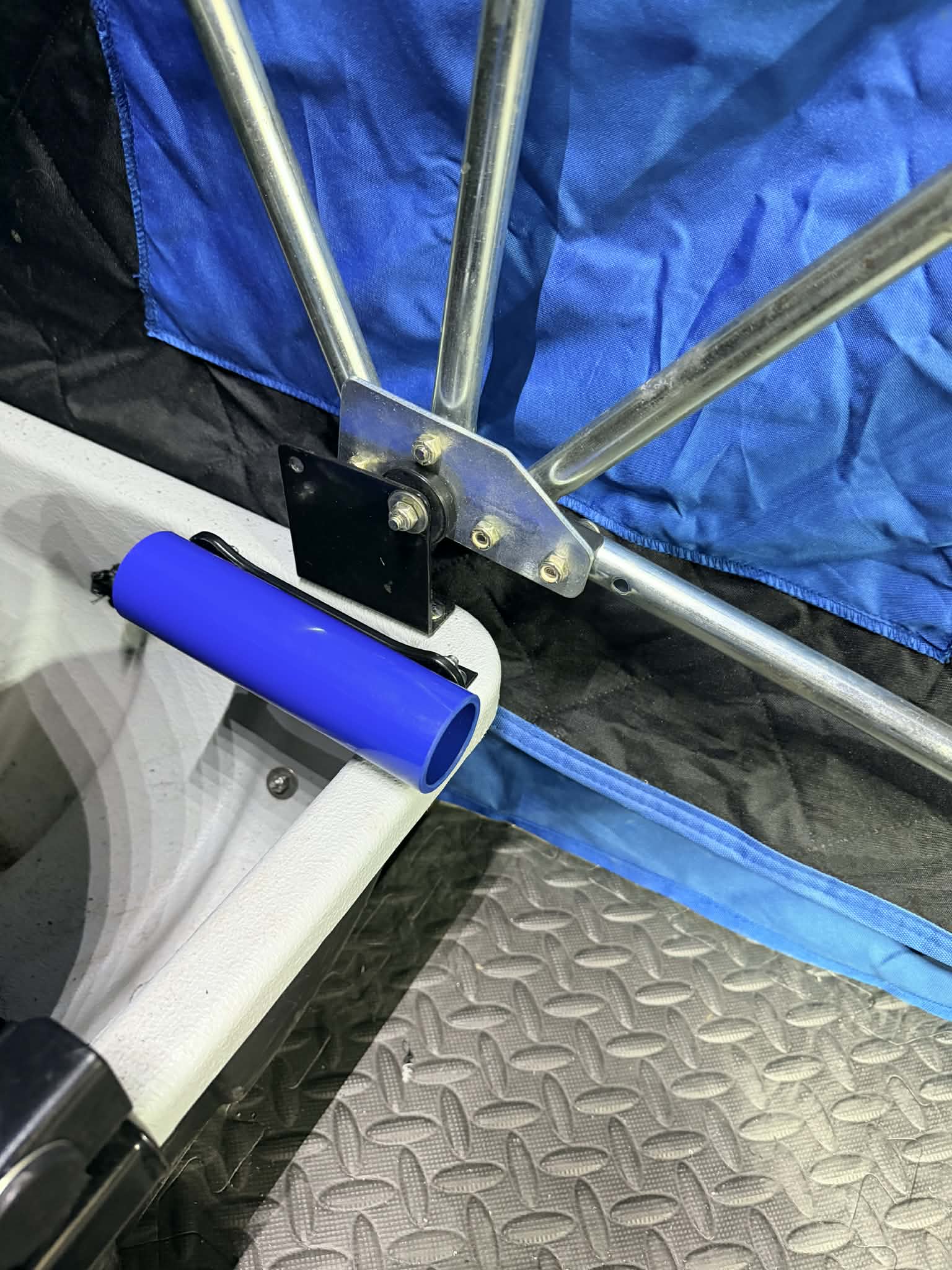 EXTREME ICE ROD HOLDER - Image 5