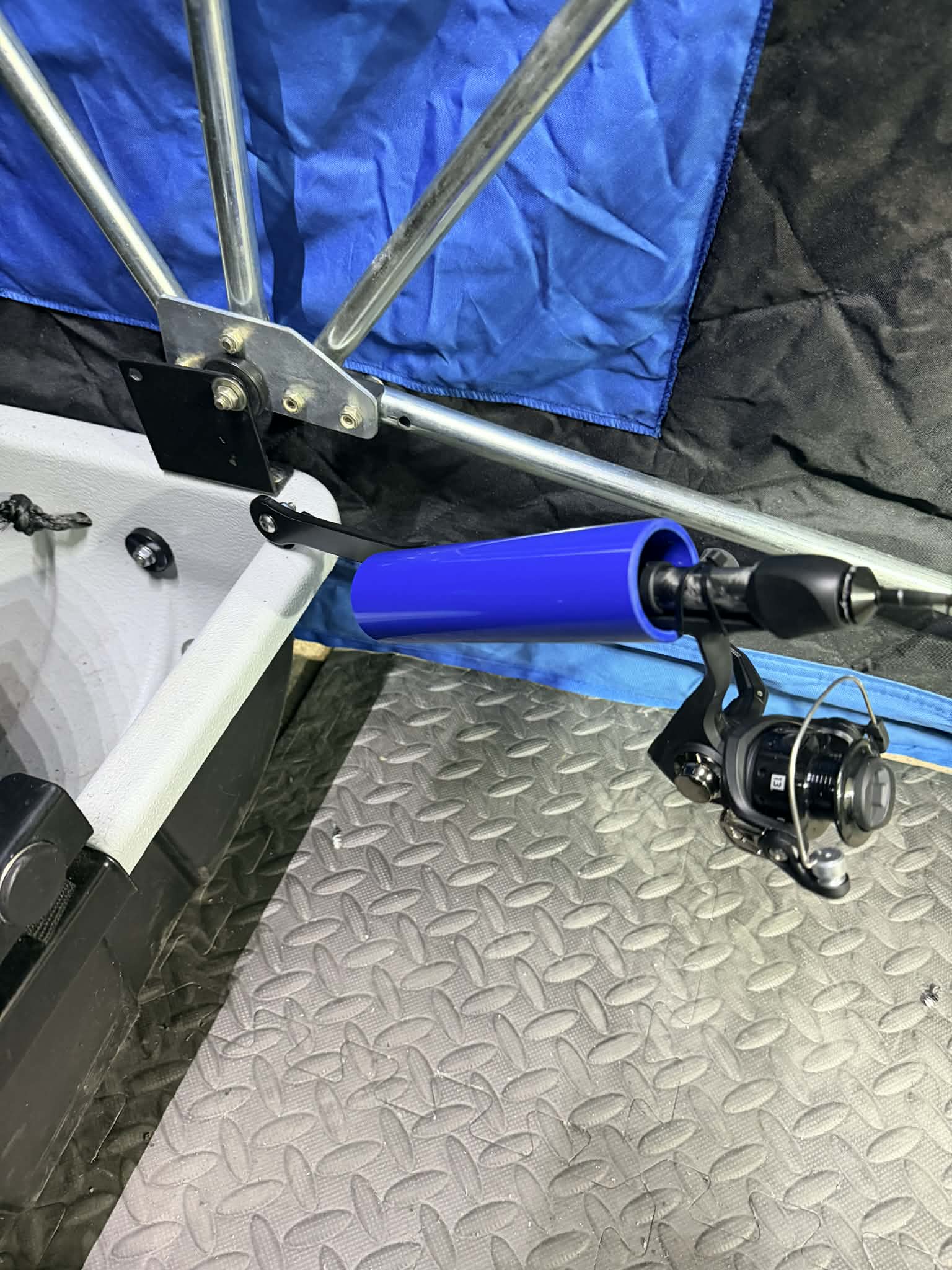 EXTREME ICE ROD HOLDER - Image 4